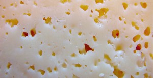 Listerien: Rückruf von Bergkäse