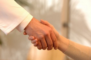 Pflegeversicherung: Einnahmeüberschuss im Jahr 2012