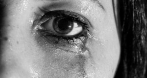 Depression: Bei ersten Anzeichen Hilfe holen